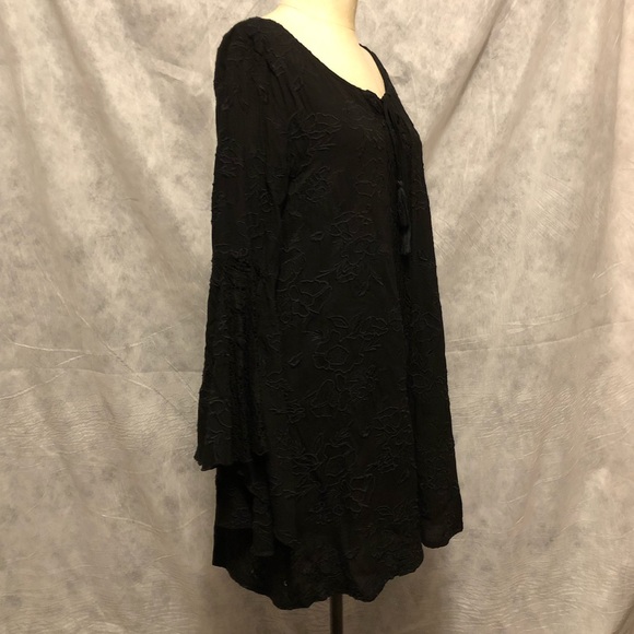 Altar’d State Black Boho Tunic Lacy Small NWT - Picture 6 of 8